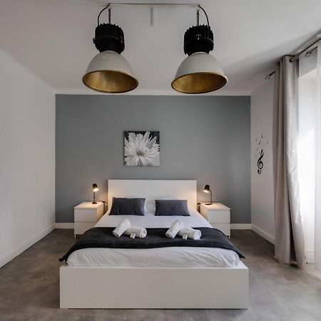 Les Capucins - 3 Bedroom Apartment Near The City Annecy Exterior foto